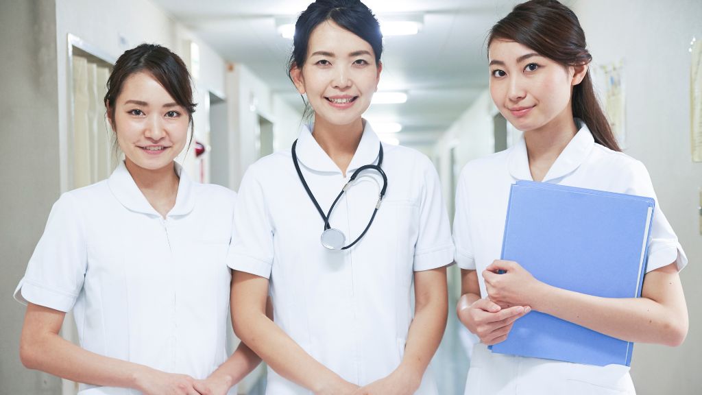 女性医療スタッフ