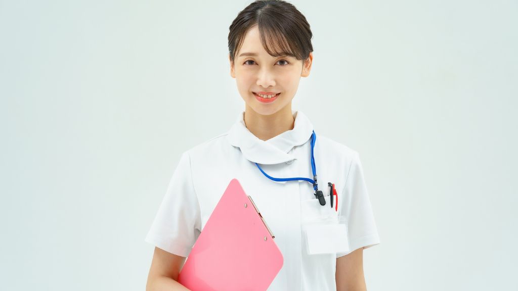 笑顔の看護師